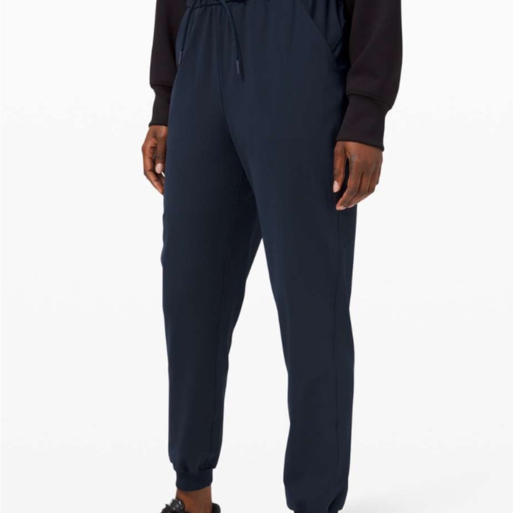 Lululemon Women's Navy keep moving Jogger Pants